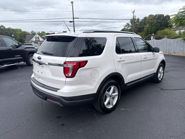 Used 2019 Ford Explorer XLT w/ Equipment Group 202A FWD image 7