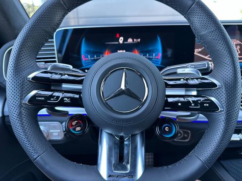 Used 2024 Mercedes-Benz GLE 63 AMG S image 27