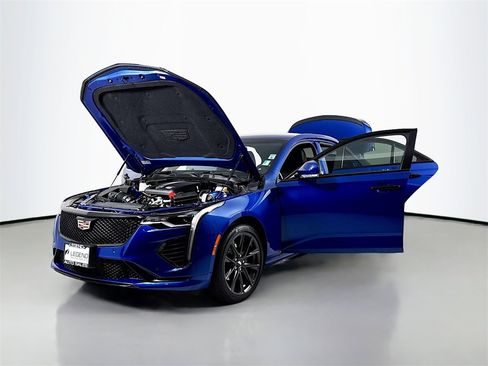 Used 2022 Cadillac CT4 Sport image 28