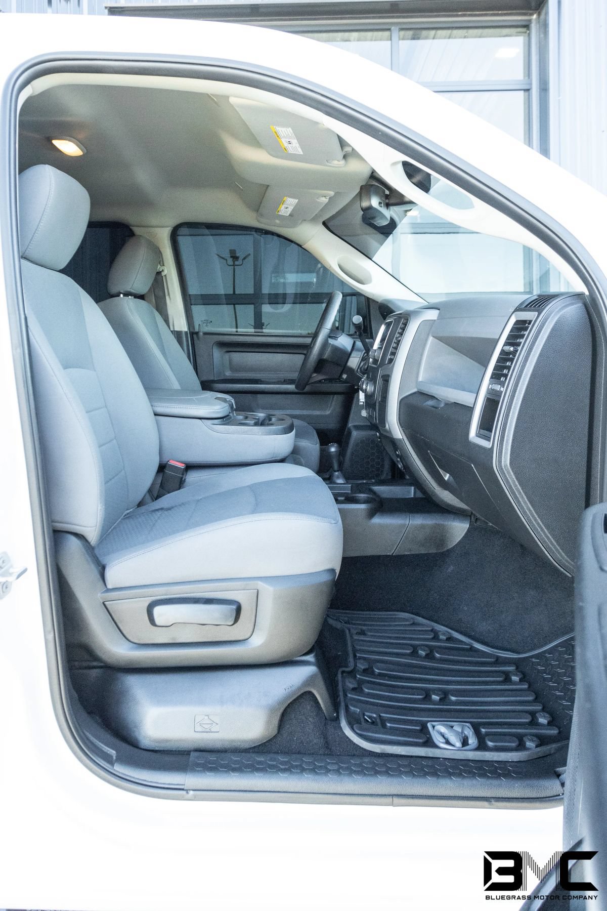 Used 2018 RAM 2500 Tradesman w/ Chrome Appearance Group AWD/4WD image 18