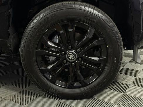 New 2026 Toyota 4Runner 4WD image 9