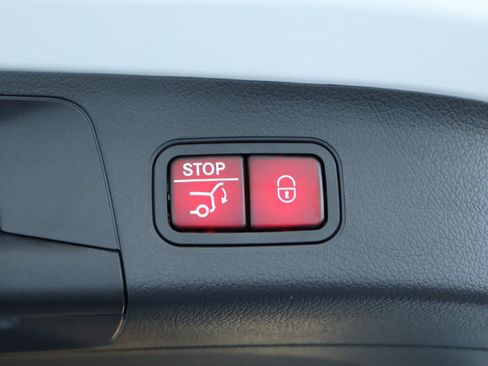 New 2025 Mercedes-Benz GLA 250 image 17