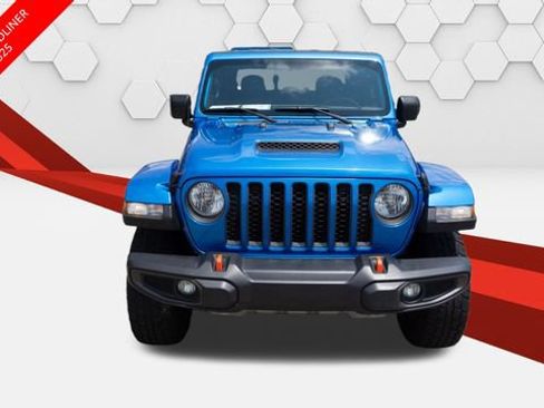 Used 2022 Jeep Gladiator Mojave w/ Cold Weather Group AWD/4WD image 9