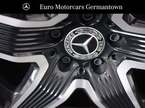 Used 2026 Mercedes-Benz GLC 300 4MATIC image 8