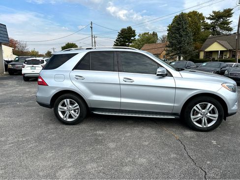 Used 2013 Mercedes-Benz ML 350 4MATIC w/ Premium 1 Pkg image 3