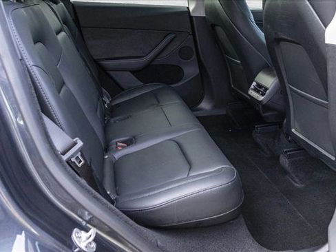 Used 2024 Tesla Model Y Long Range image 26