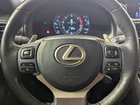 Used 2019 Lexus IS 300 F Sport w/ F Sport Package RWD image 18