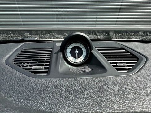 Certified 2024 Porsche 911 Carrera T RWD image 28