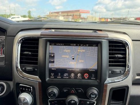 Used 2015 RAM 1500 Laramie w/ Convenience Group AWD/4WD image 12
