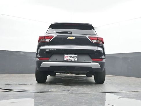 Used 2024 Chevrolet TrailBlazer LT w/ LT Cold Weather Package AWD/4WD image 48