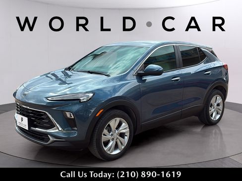 Used 2024 Buick Encore GX Preferred FWD image 11