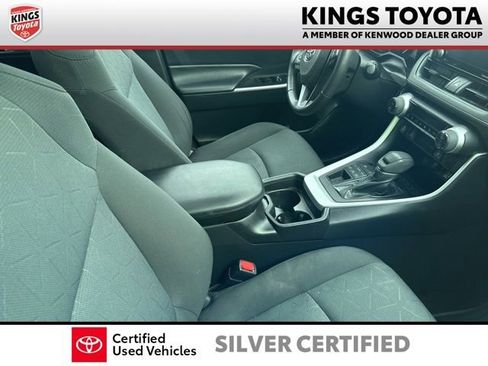 Used 2019 Toyota RAV4 XLE w/ Convenience Package AWD/4WD image 8
