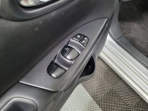 Used 2017 Nissan Sentra S FWD image 27