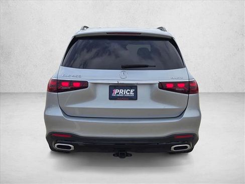 Used 2025 Mercedes-Benz GLS 450 4MATIC image 7