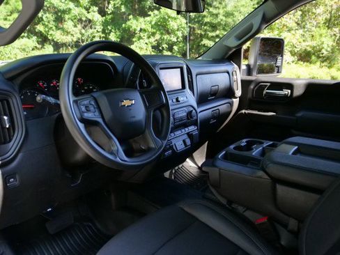 Used 2024 Chevrolet Silverado 3500 W/T w/ WT Fleet Convenience Package image 2