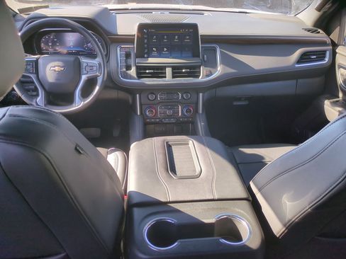 Certified 2024 Chevrolet Suburban Premier w/ Premium Package image 21