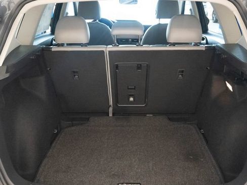 Used 2023 Volkswagen Taos SE w/ Panoramic Sunroof Package FWD image 13