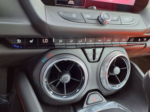 Used 2023 Chevrolet Camaro LT RWD image 6