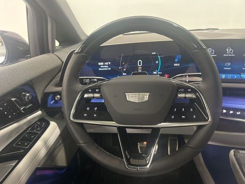 Used 2026 Cadillac Optiq Luxury 2 image 15