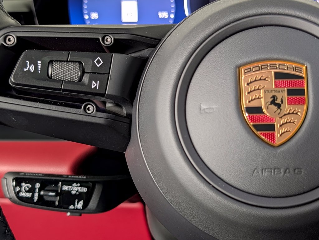 New 2026 Porsche Macan 4S Electric AWD/4WD image 39