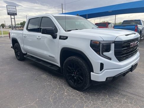 Used 2024 GMC Sierra 1500 Elevation w/ X31 Off-Road Package AWD/4WD image 3