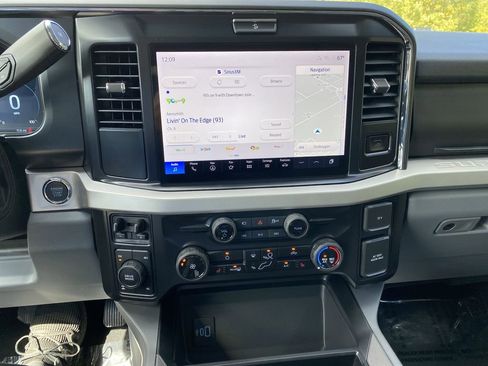 New 2026 Ford F250 XLT w/ XLT Premium Package image 9