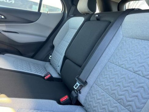 Used 2024 Chevrolet Equinox LS w/ LS Convenience Package image 29