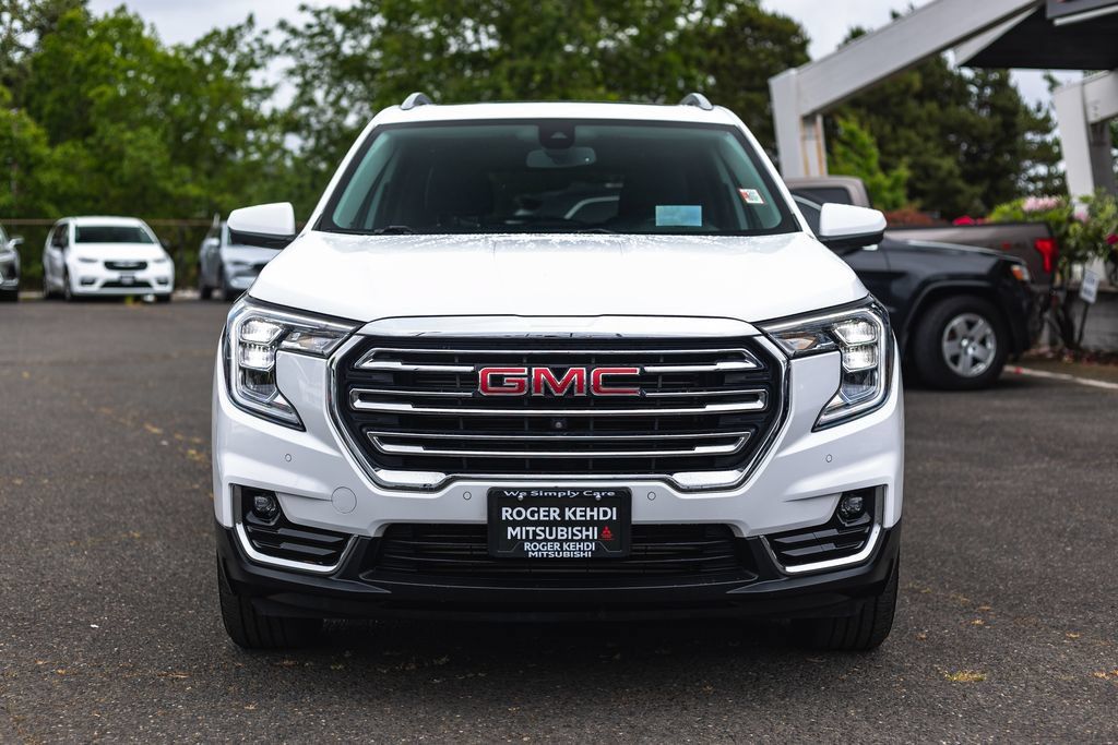 Used 2024 GMC Terrain SLT w/ Tech Package AWD/4WD image 7