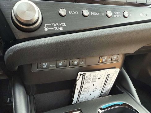 Used 2025 Lexus ES 350 Premium w/ Premium Package image 26