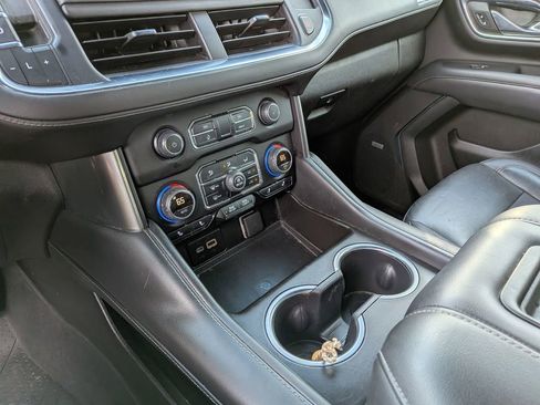 Used 2021 Chevrolet Tahoe Z71 image 23