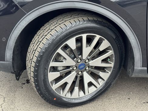 Used 2020 Ford Escape Titanium image 44