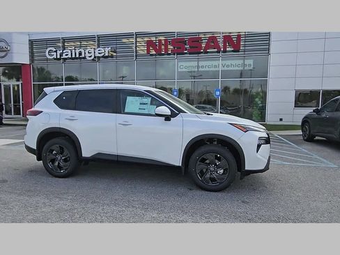 New 2026 Nissan Rogue SV FWD image 35