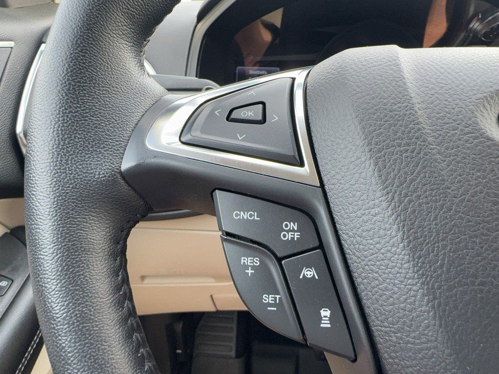 Used 2023 Ford Edge Titanium w/ Equipment Group 301A AWD/4WD image 22