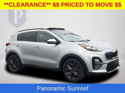 Used 2020 Kia Sportage S w/ S FWD Sunroof Package image 2