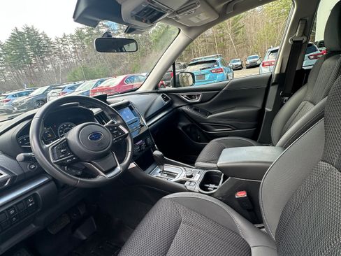 Used 2023 Subaru Forester Premium image 17