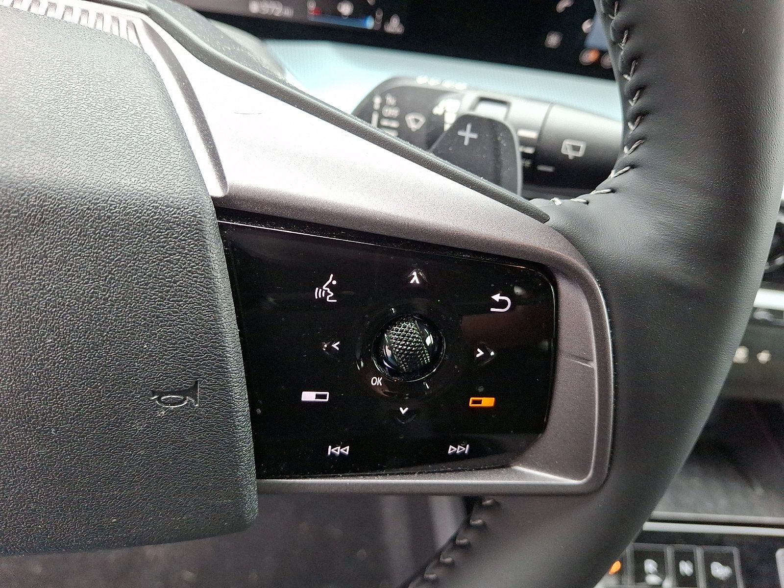 Used 2025 Nissan Murano SL w/ Cargo Package AWD/4WD image 24