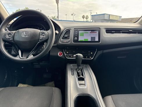 Used 2021 Honda HR-V EX image 18
