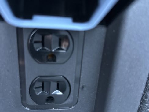 New 2025 Ford F150 XLT w/ Equipment Group 302A MID image 48