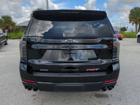 New 2026 Chevrolet Suburban RST w/ RST Capability Package AWD/4WD image 5