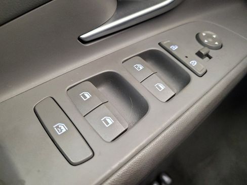 Used 2022 Hyundai Elantra SEL image 27