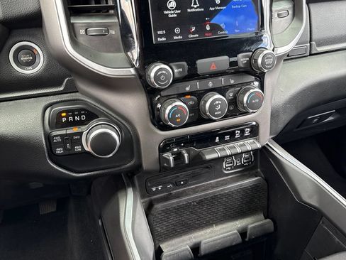 Used 2019 RAM 1500 Big Horn AWD/4WD image 17