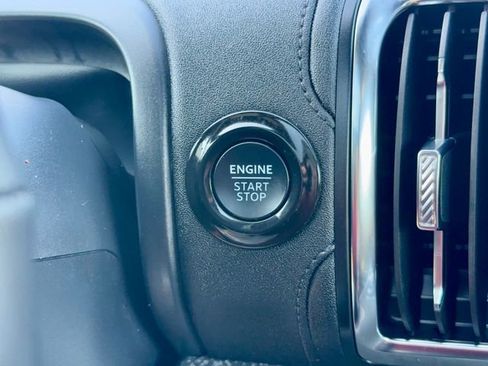 Used 2025 Ford Expedition Tremor AWD/4WD image 25