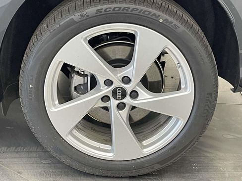 New 2026 Audi Q5 Premium Plus AWD/4WD image 12