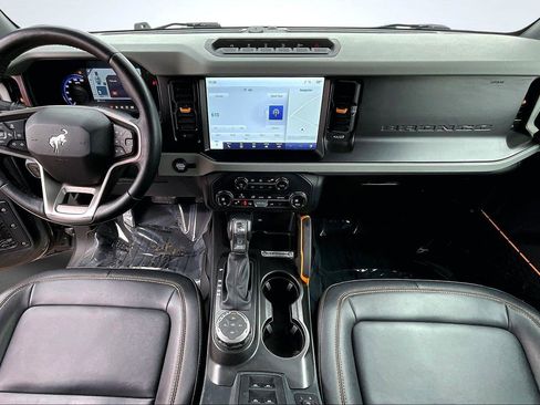 Used 2021 Ford Bronco Badlands image 17