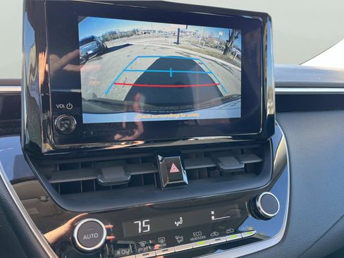 Used 2023 Toyota Corolla LE image 26