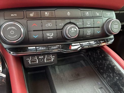 Used 2024 Dodge Durango SRT Hellcat image 13