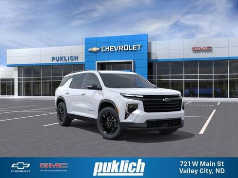 New 2026 Chevrolet Traverse LT image 1