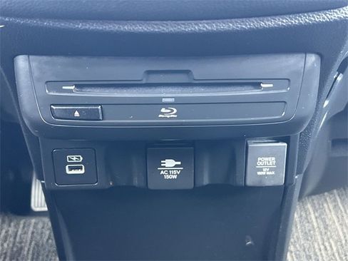 Used 2023 Honda Odyssey Touring image 15