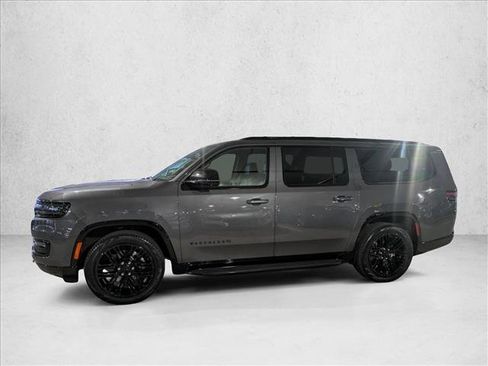 Used 2024 Jeep Wagoneer L Series II w/ Convenience Group I image 9