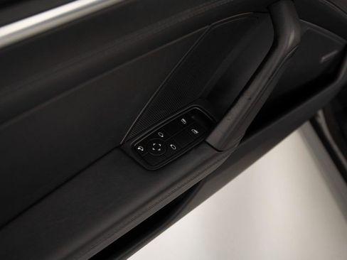 Certified 2022 Porsche 911 Carrera 4S image 17